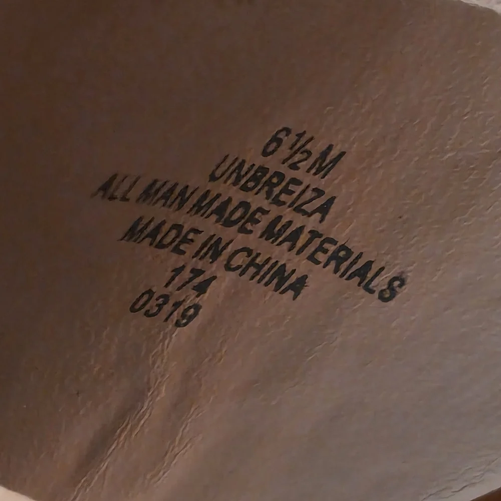 Unisa Unbreiza Tan Vegan Leather Women's Sandals White Chunky Lug Sole Size 6.5 - Picture 6 of 6